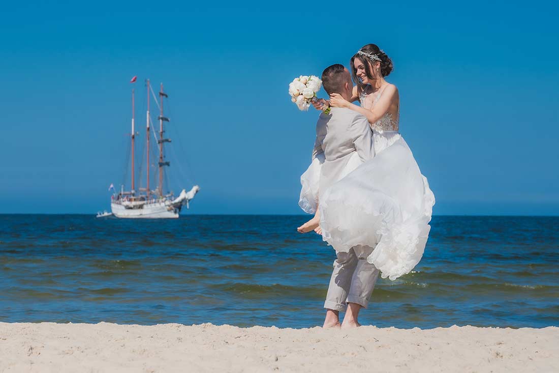 Brautpaar Strand Segelschiff Usedom Hochzeit Hochzeitsfotograf