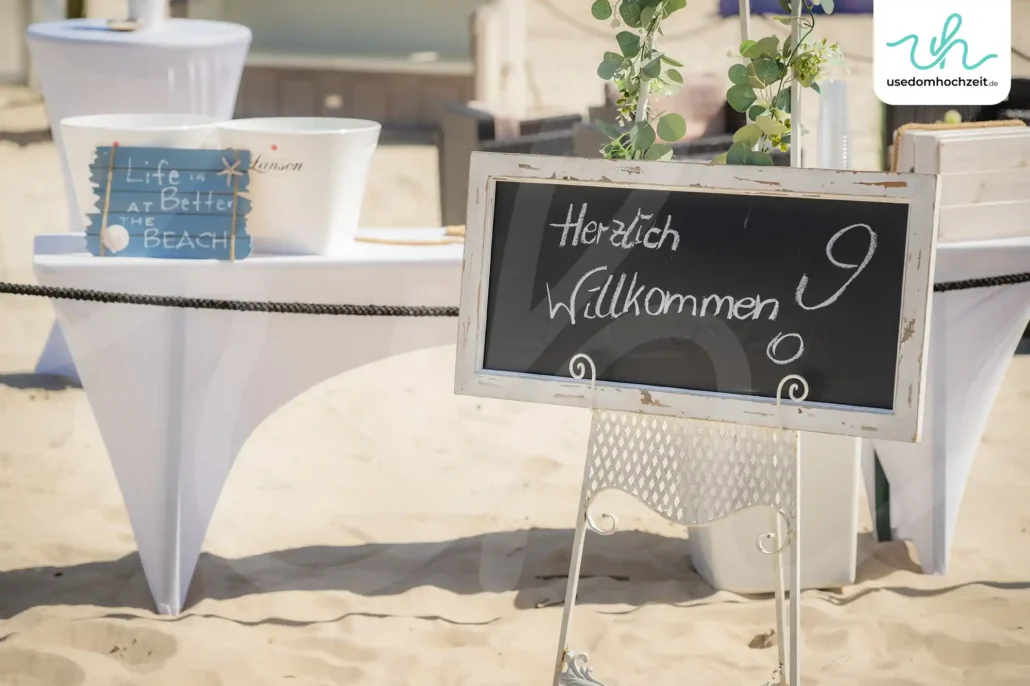 Strandhochzeit Usedom in Ahlbeck Willkommensschild